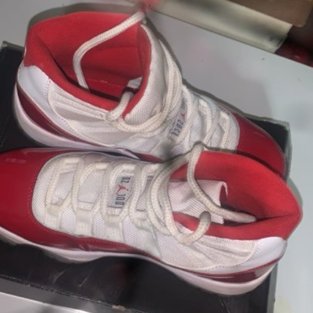 Jordans - Picture 3 of 3